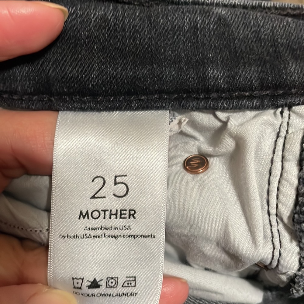 Mother The Rascal Ankle Snippet in Stealing Shadows Jeans - Picture 10 of 11